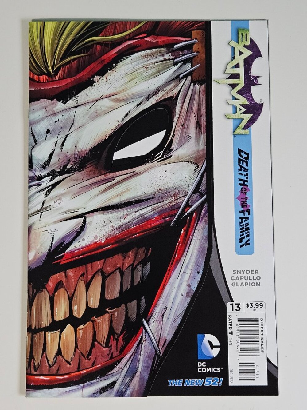 Batman #13 (DC Comics, 2012) Death of the Family New 52 Die-Cut Joker Cover C003